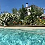 Bed & Breakfast Independante Au Calme, Petit-dejeuner Inclus Arthes