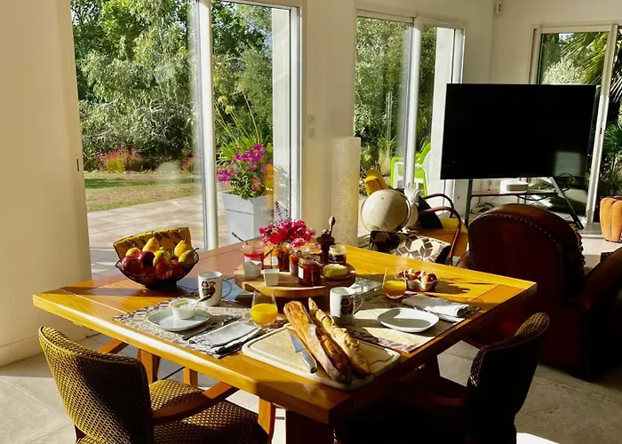 Bed & Breakfast Independante Au Calme, Petit-dejeuner Inclus Arthes