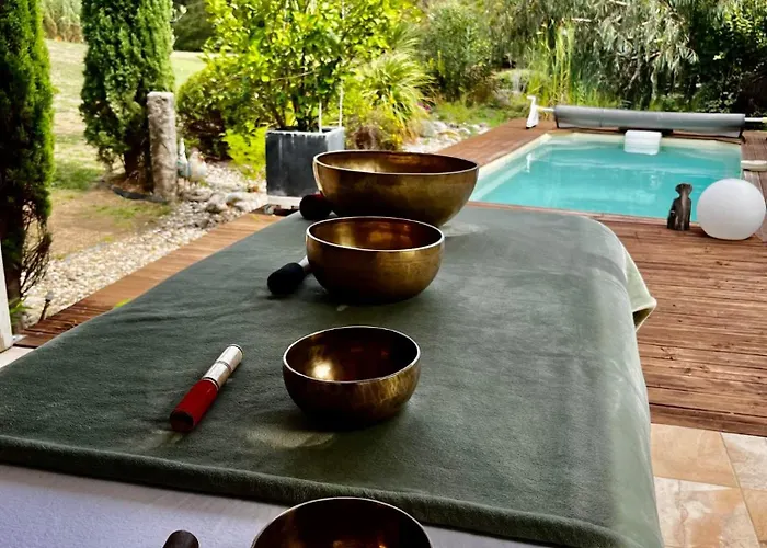 Independante Au Calme, Petit-dejeuner Inclus Bed & Breakfast 3*