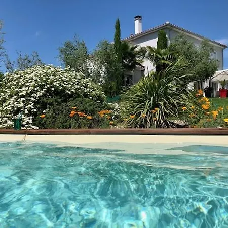 Bed & Breakfast Independante Au Calme, Petit-dejeuner Inclus Arthes