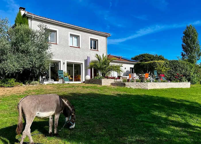 Independante Au Calme, Petit-dejeuner Inclus